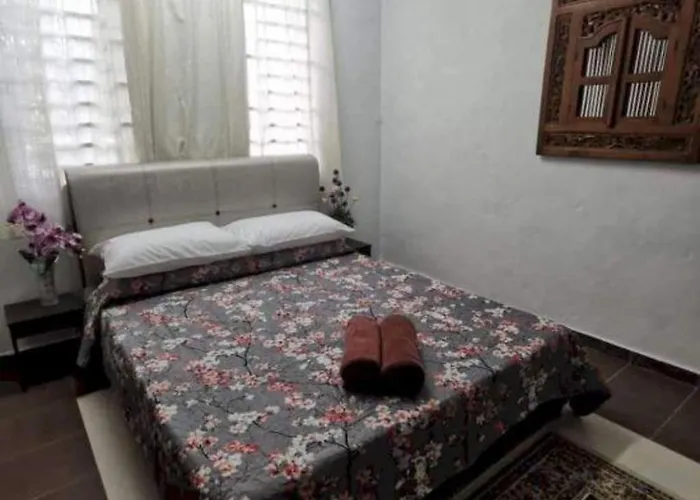 Oyo 90797 Napoh Motel