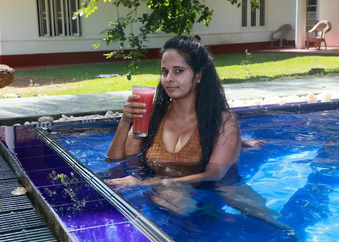 Dis Herbal Villa