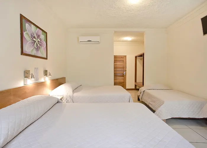 Hotel Boyeros