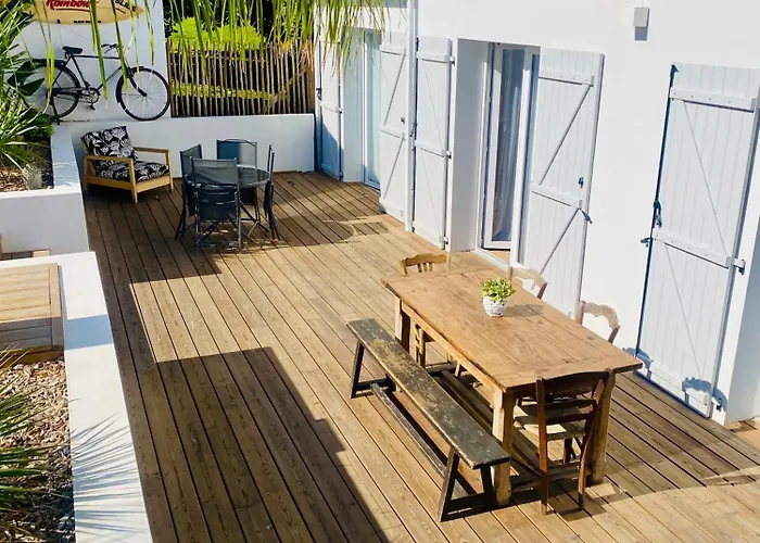 Villa Exceptionnelle A Bayonne Avec Piscine Et Parking Privee