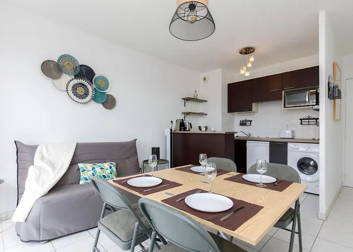 Les Aromes Residence With Pool & Parking Grasse