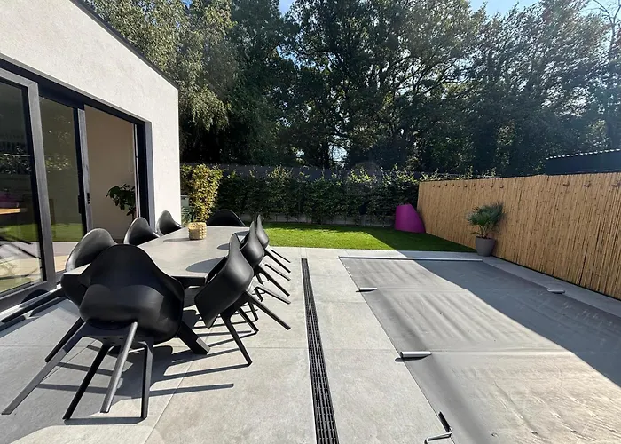 Luxe Woning Met Verwarmd Zwembad