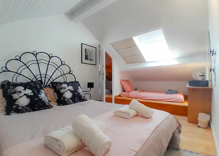 Duplex De Charme Avec Bureau - Face Gare Rer A