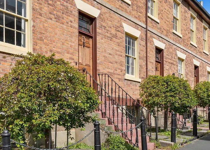 Portsea Place - Designer King Studio And Parking