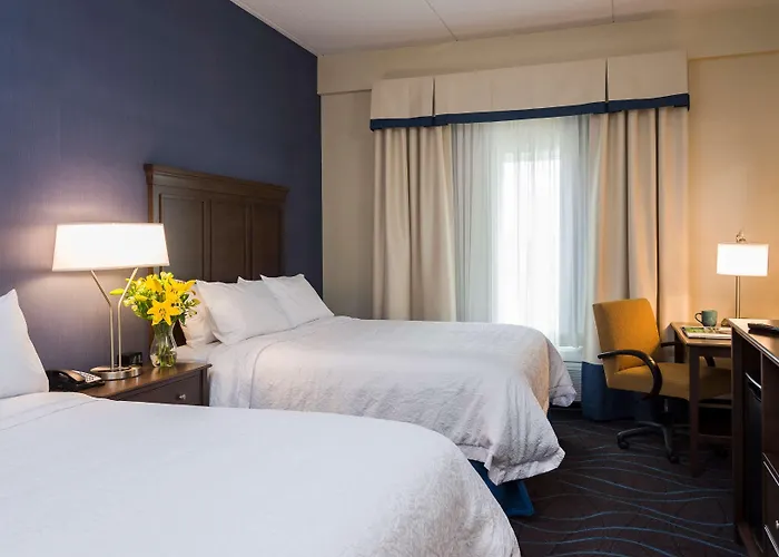 Hampton Inn By Hilton Ottawa Airport