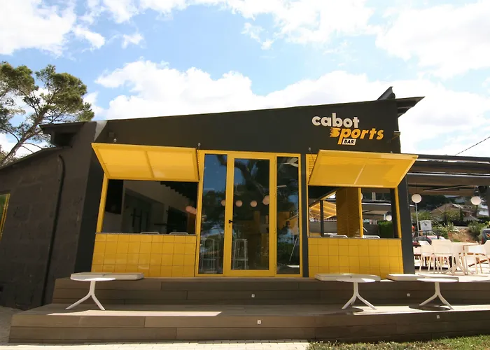 Cabot Tres Torres Apartamentos