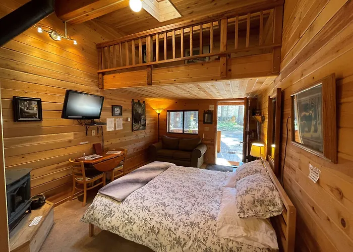 Holly'S Place