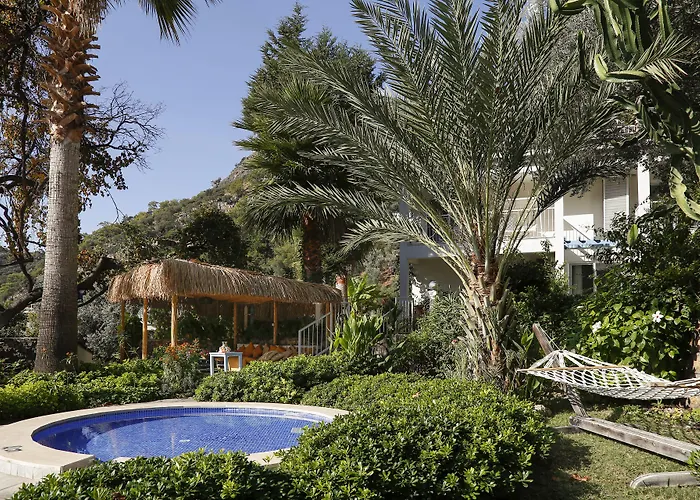 Morina Deluxe Hotel