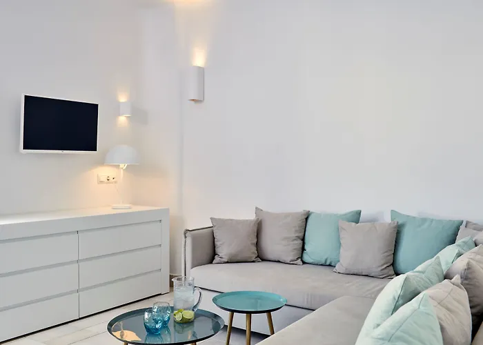 Aqua Blue Beach Hotel