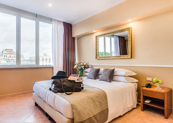 Raeli Hotel Lux Roma
