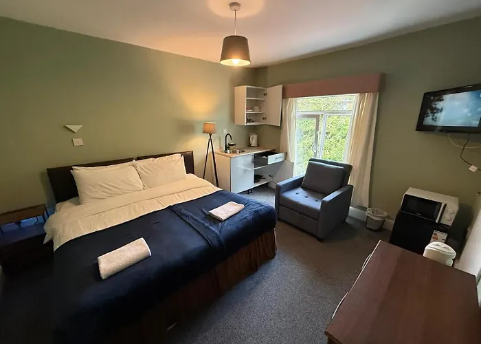 Southsea 2Nd Floor Studio Apartment, Free Private Parking