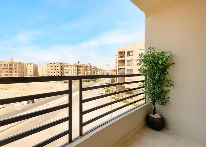 Travelholic Residence Near Mivida