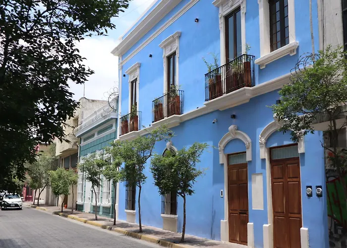 Calle Y Numero, Lopez Cotilla