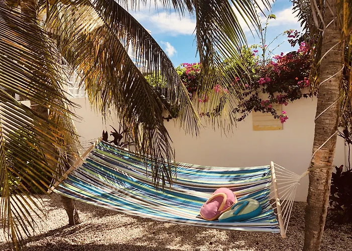 Karibu Aruba Boutique Hotel