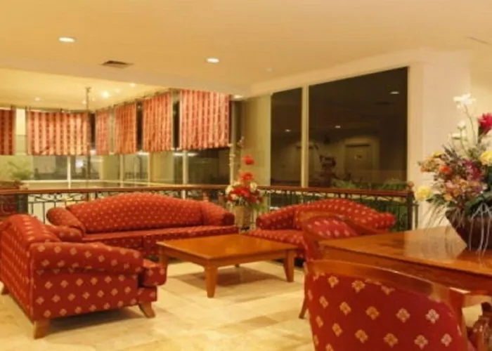 Resor Tuban Tropis