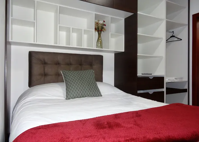 Hotel + Arte