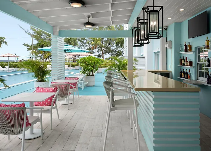 Courtyard By Marriott Nassau Downtown/Junkanoo Beach