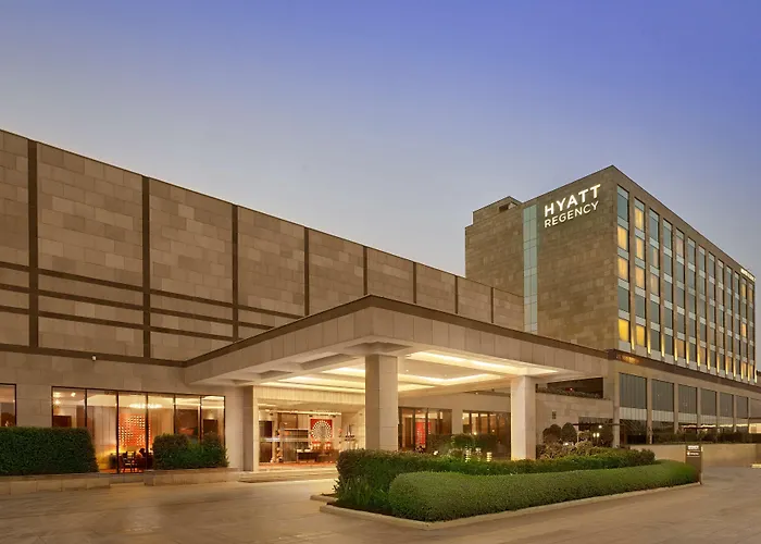 Hyatt Regency Chandigarh, Elante Mall