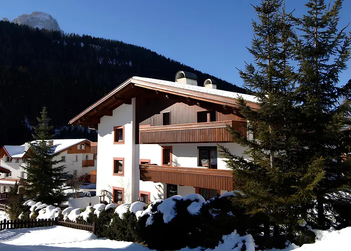 Apartments Lores