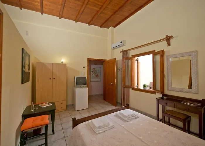 Katerina Traditional Rooms