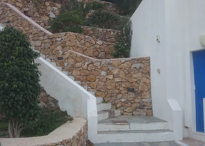 Apollon Village Hotel
