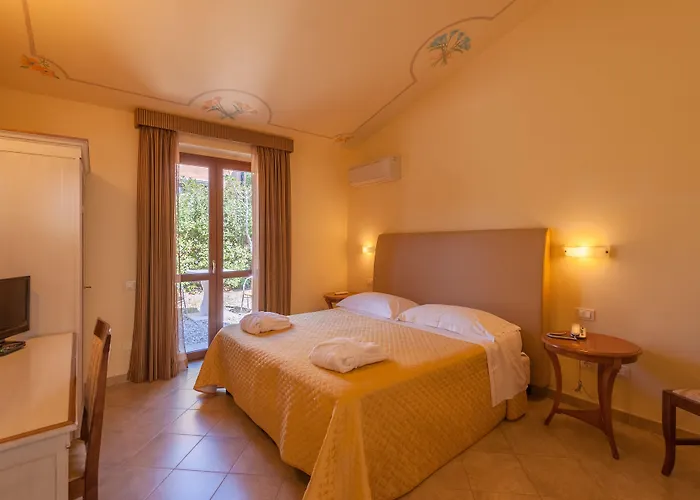 Hotel Saturno Fonte Pura