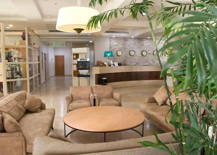 Royal Plaza Hotel