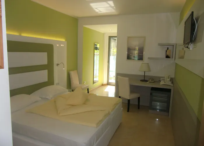 Beach Hotel Du Lac Malcesine