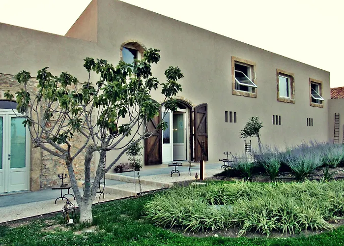 Scilla Maris Charming Suites