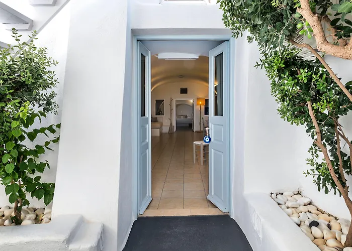 Blue Dolphins Apartments