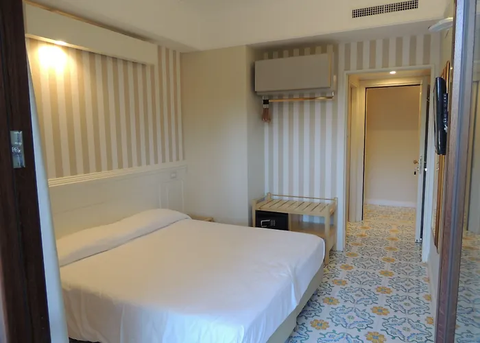 Hotel Zeus