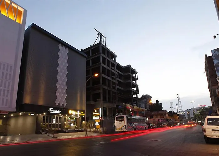 Hotel Sifat International