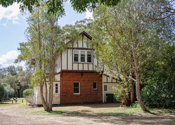 Fairbridge Village
