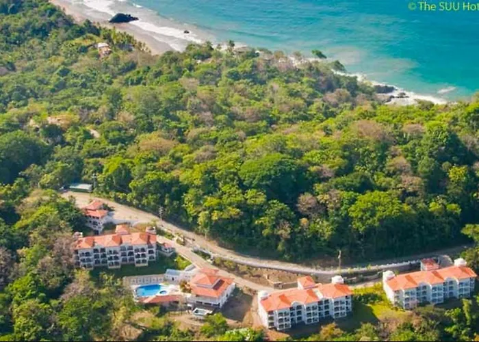 Shana Residences 310 Sea View Condo Walk To Beach