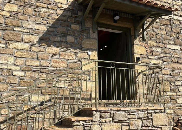 Stone House Bourgos