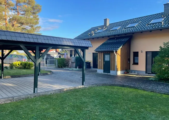 Doppelferienhaus Am See & Wald