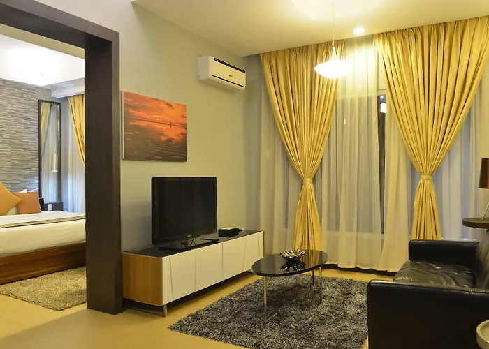 D'Hotel & Suites