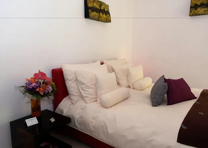 Birdcage Gay Men Resort And Lifestyle Hotel (Adults Only)