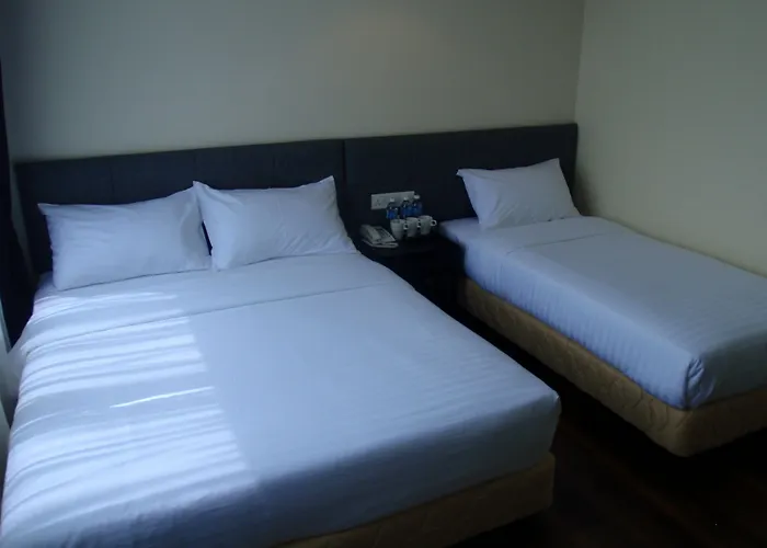 9 Square Hotel - Subang