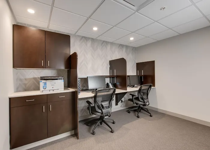Ramada By Wyndham Grassland