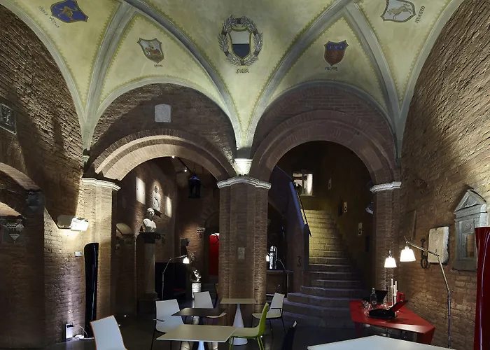 Palazzetto Rosso - Art Hotel