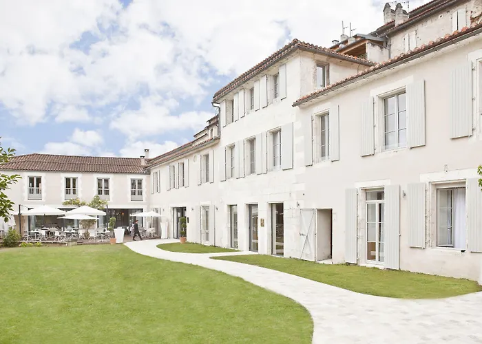 Hotel Le Saint Gelais