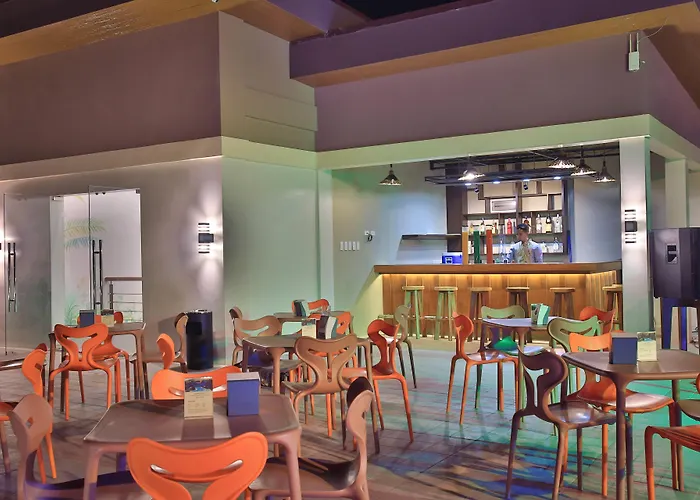 Coron Soleil Express Hotel