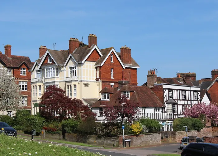 Russell Hotel