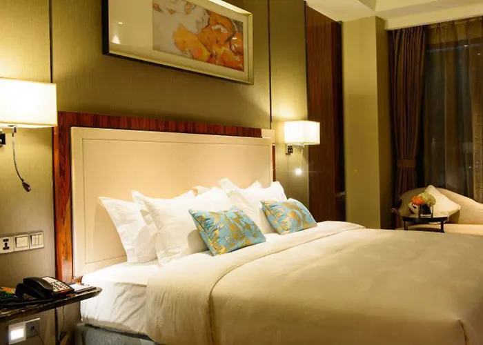 Forest City Marina Hotel