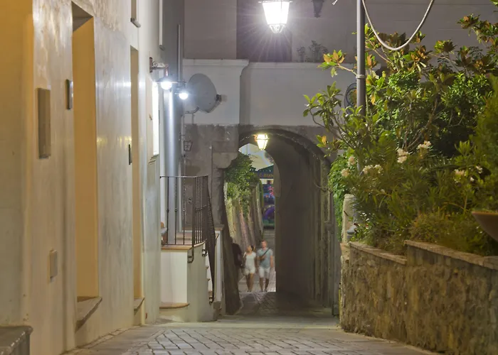 Albadamare Boutique Hotel