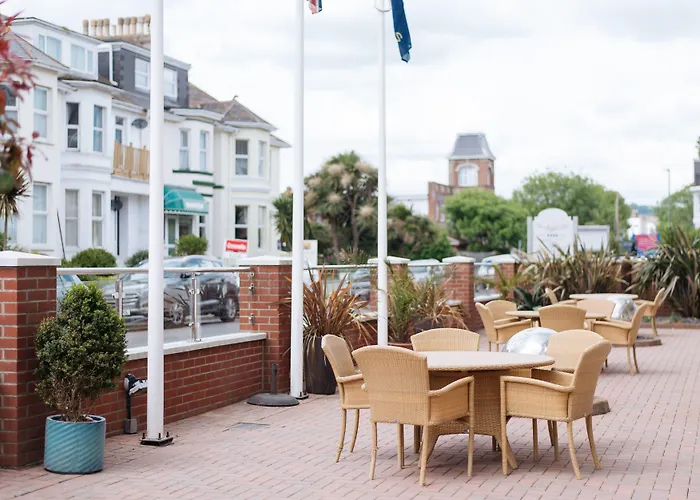 The Queens Hotel