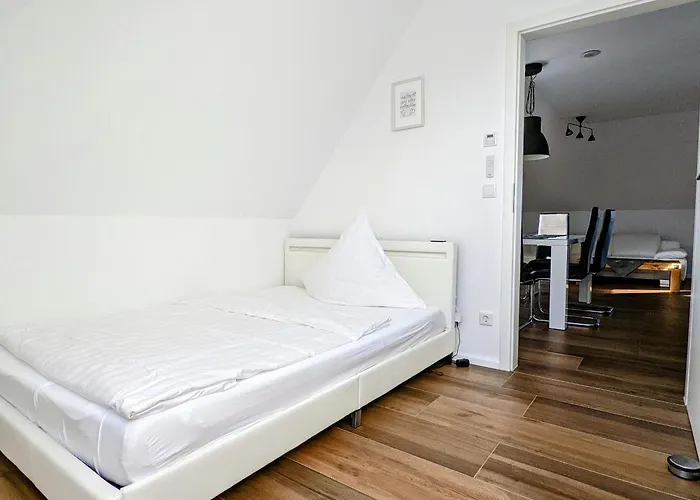 Moderne Landhaus-Ferienwohnung Mit Balkon
