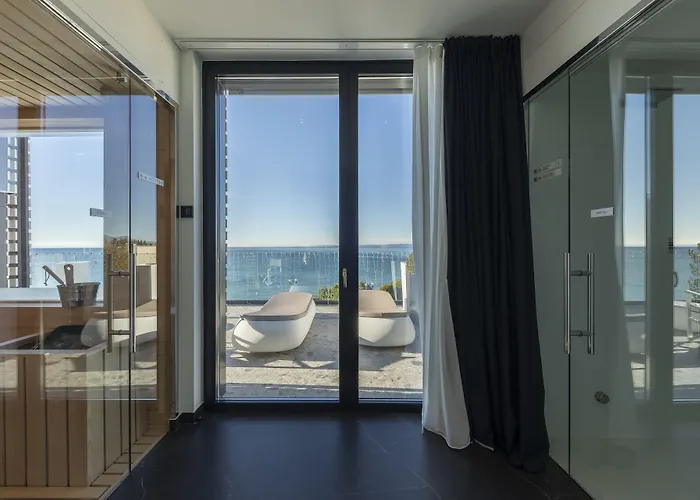 Maisonme Boutique Hotel (Adults Only)