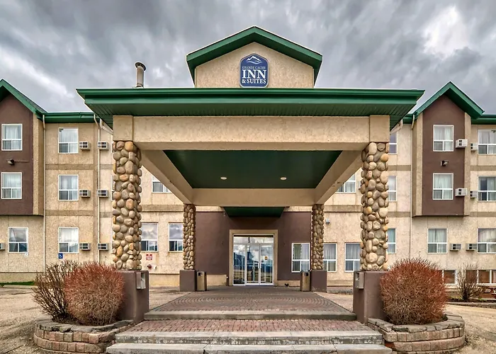 Grande Cache Inn & Suites